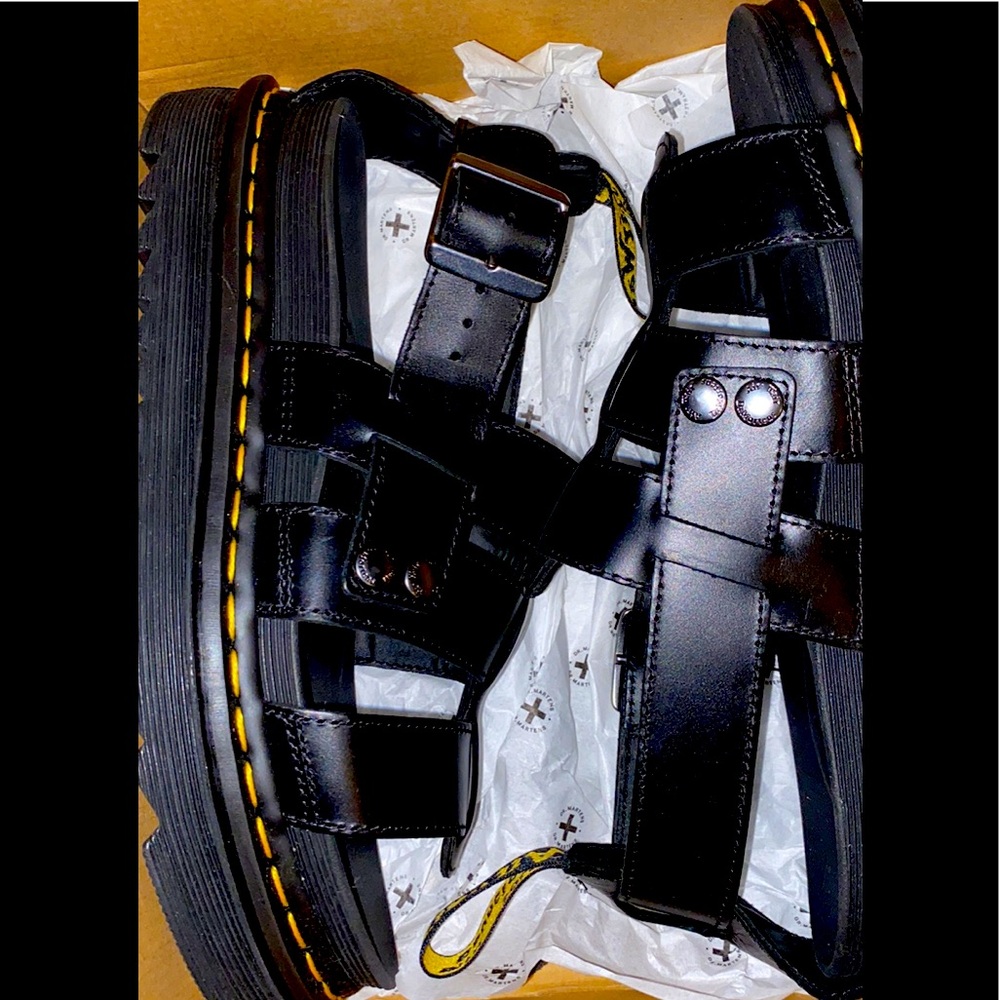 Doc martens platform sandals